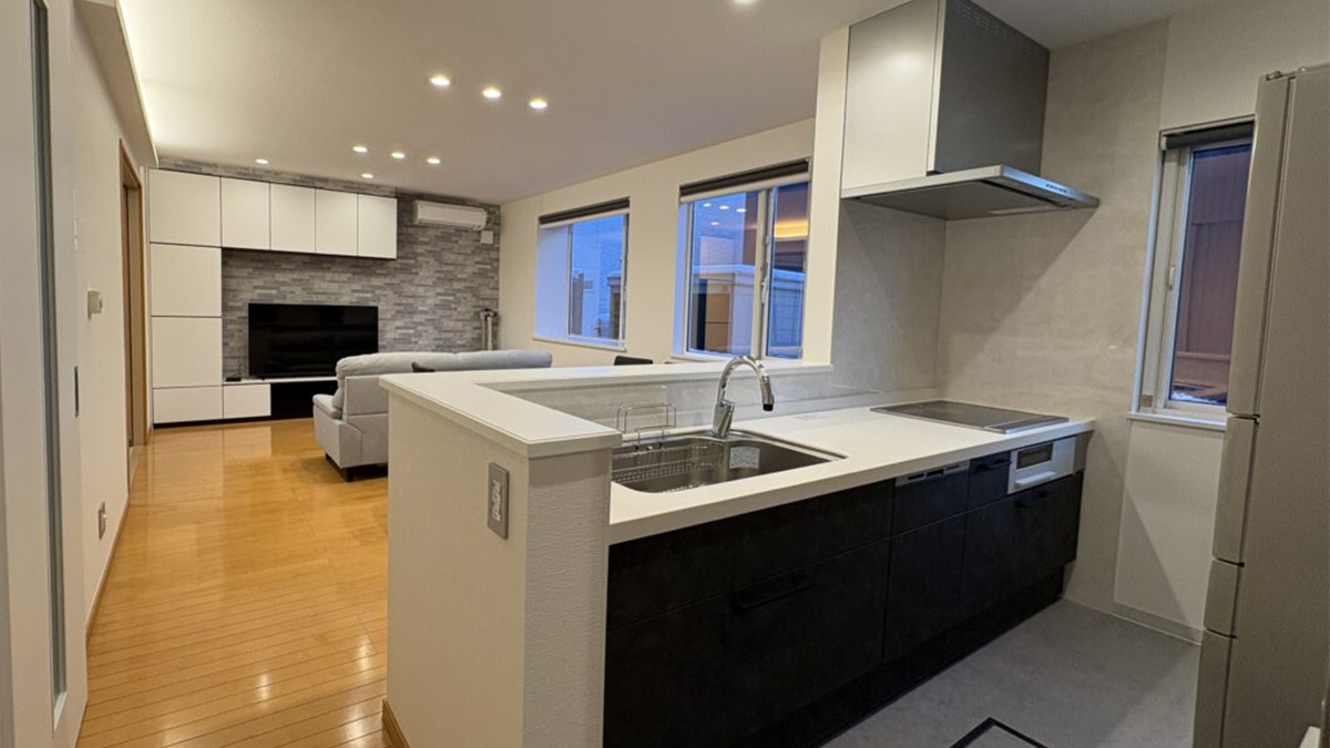 施工後のオープンキッチン